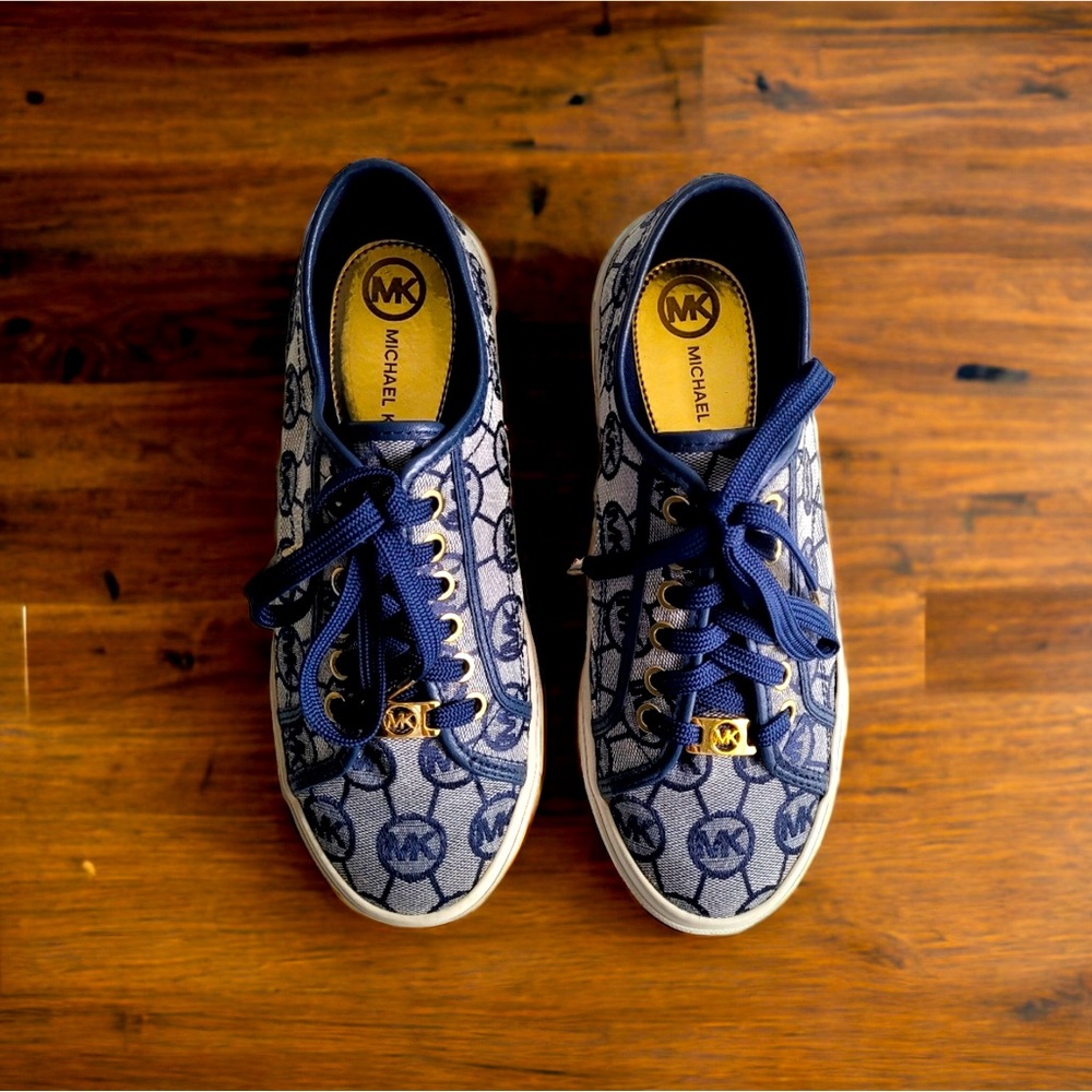 Michael Kors Boerum Navy Monogram Sneakers💋